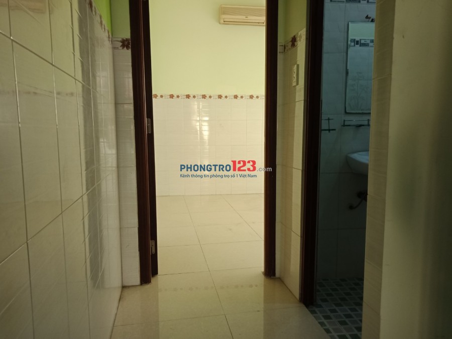 Phòng sạch đẹp, cửa sổ mát mẻ gần Minh Phụng Q.11, giáp Q.10