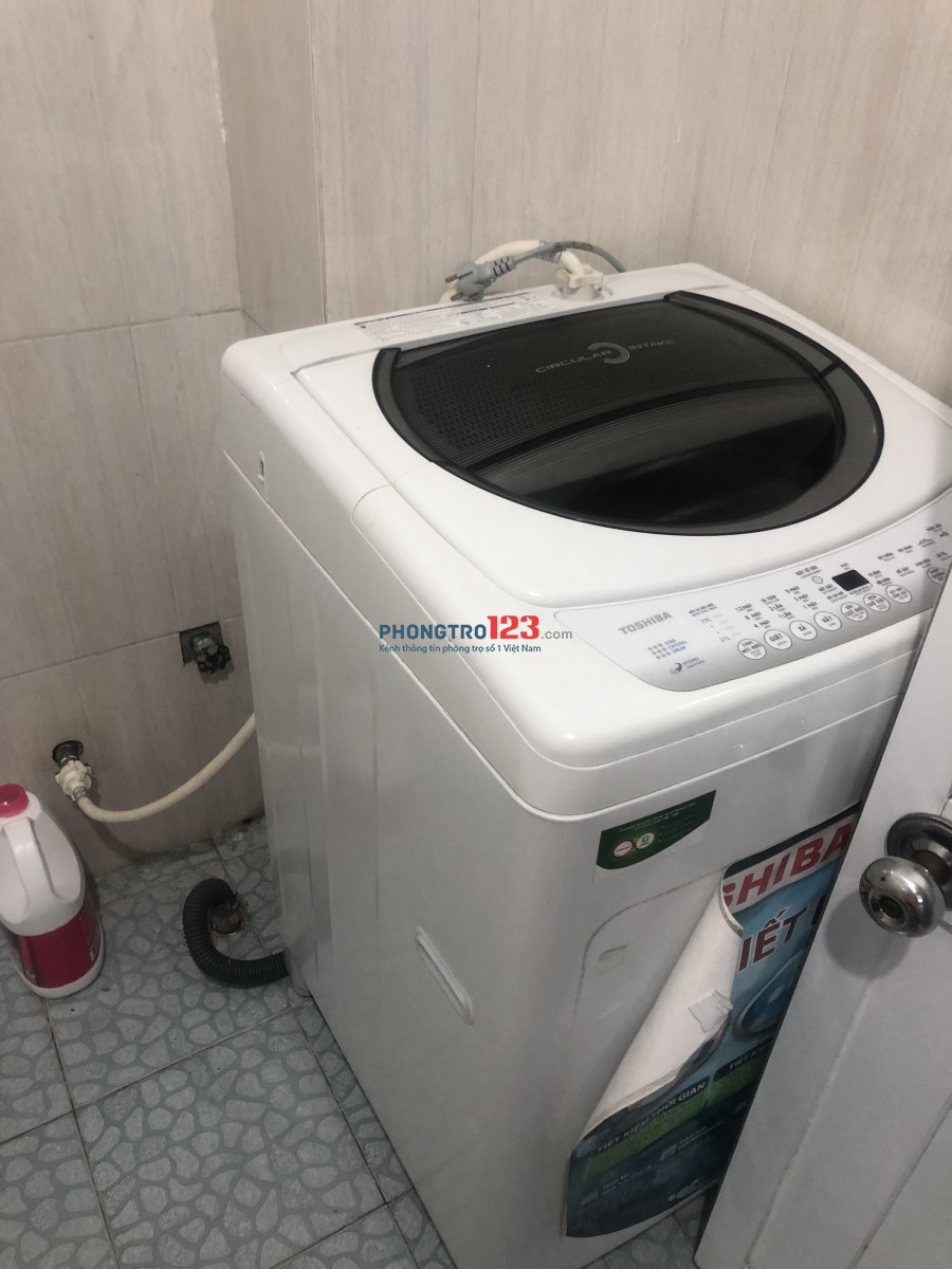 Còn 1 phòng duy nhất 50m2 rộng rãi thoáng mát, gần chợ Hoà Cường