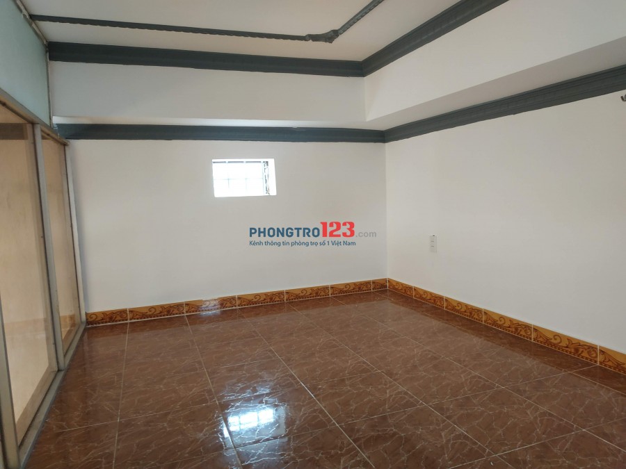 Nhà nguyên căn, DTSD 75m2, 4.7 tr, Phú Xuân Nhà Bè