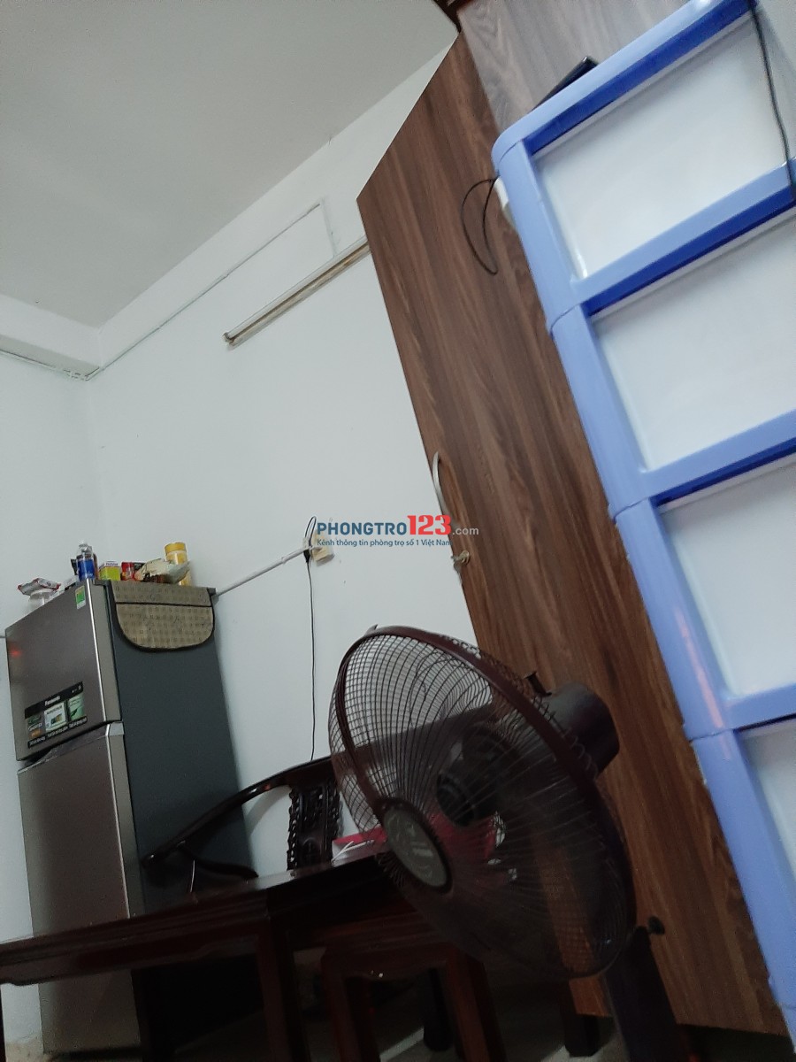 Cho thuê căn hộ 1PN 1WC tại 548 Phạm Văn Đồng