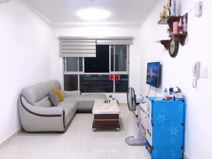 Cho thuê căn hộ Celadon khu Ruby, Tân Phú 68m2. full :nội thất giá :9.500.000 triệu