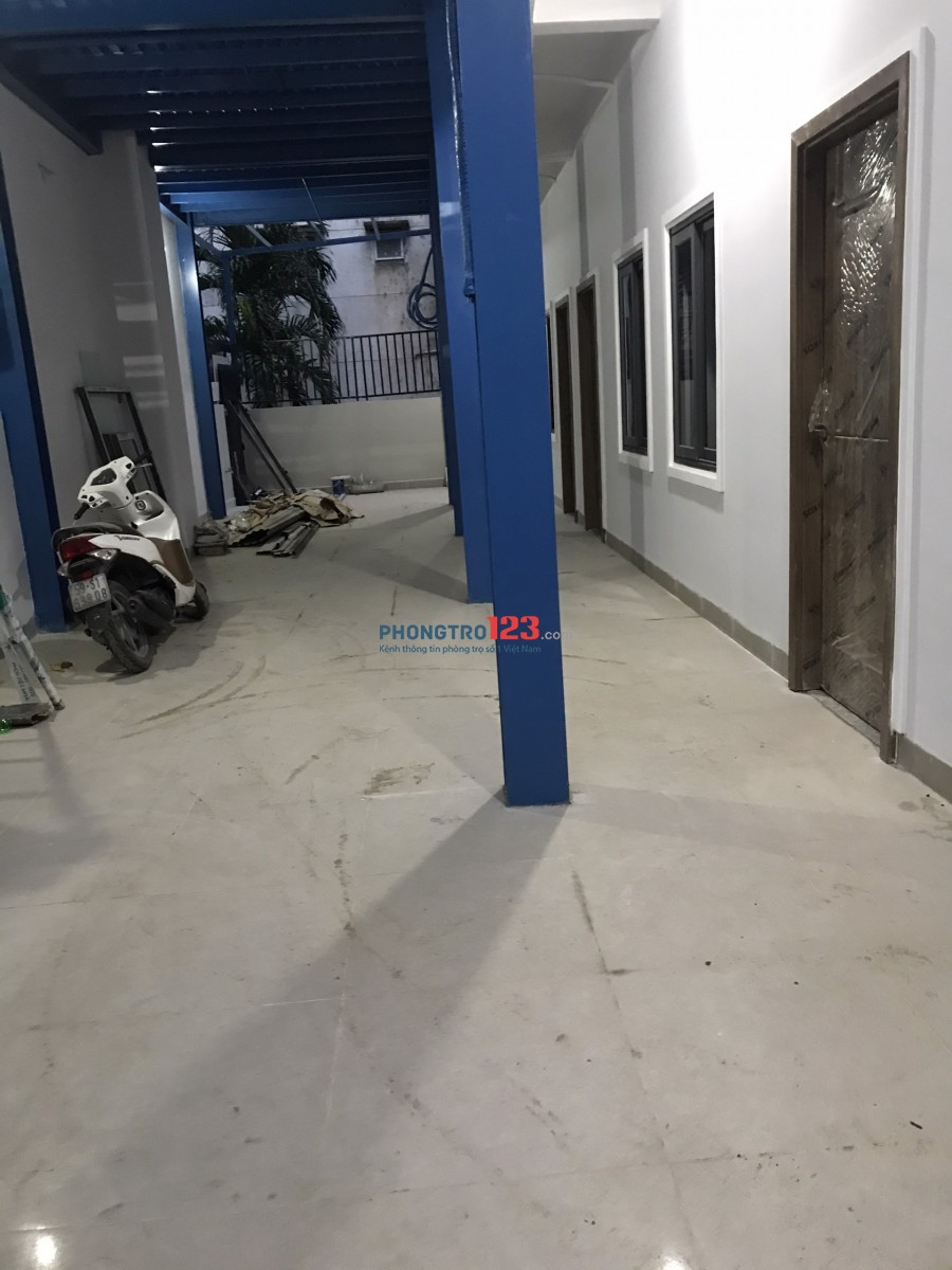 Cho thuê phòng có máy lạnh 25m2 mới xây tại 318 Nguyễn Xí P13 Q Bình Thạnh giá 4tr/th