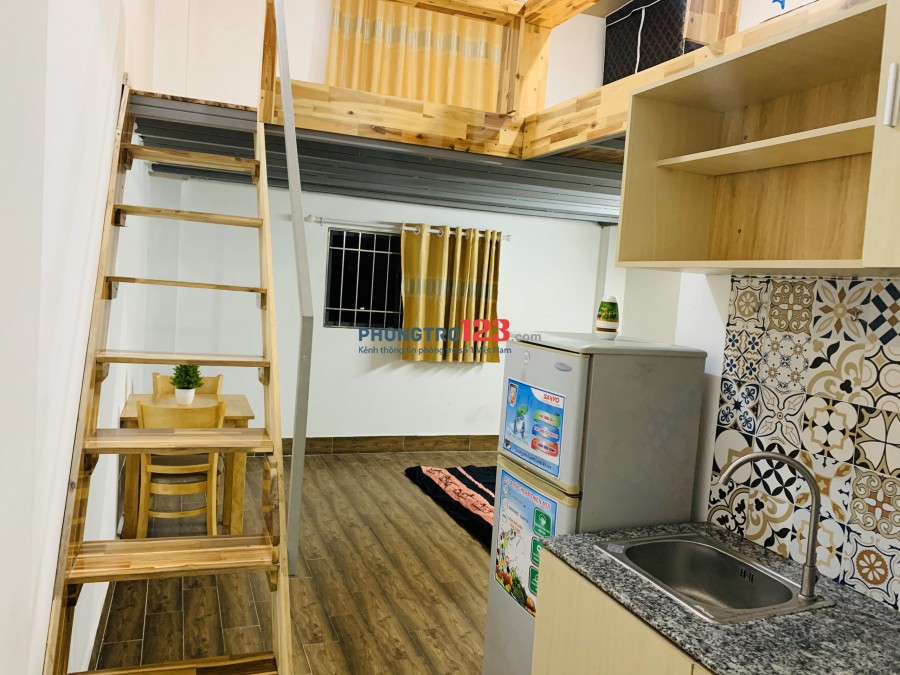 Căn Hộ Q1 2PN,1PN có gát rộng hơn 70m2 giá chỉ ( 7.500.000-10.500.000)
