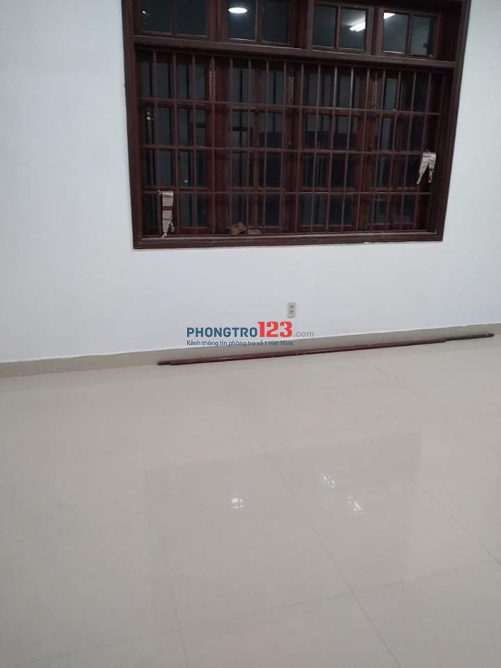 Cho thuê phòng 20m2 có máy lạnh tại Nguyễn Đăng Giai P Thảo Điền Q2 giá từ 3,7tr/th
