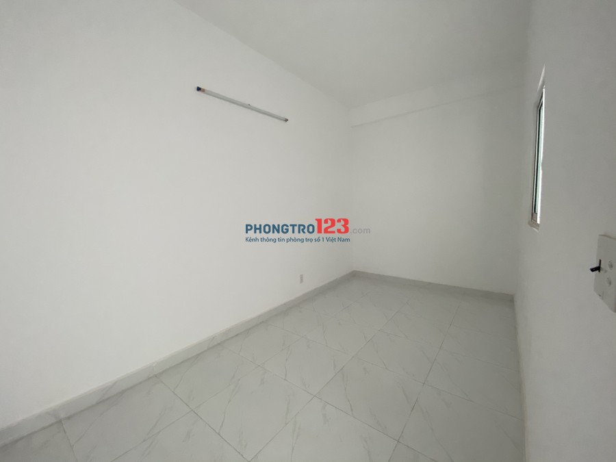 Cho thuê Nhà trọ nhà 1 trệt 1 lầu-đường 12m- 4 Phòng Ngủ kế bên Làng Đại Học- gần Big C TP Dĩ An