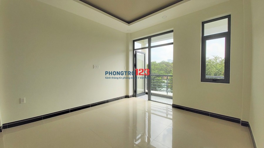 Cho thuê studio có ban công, cửa sổ