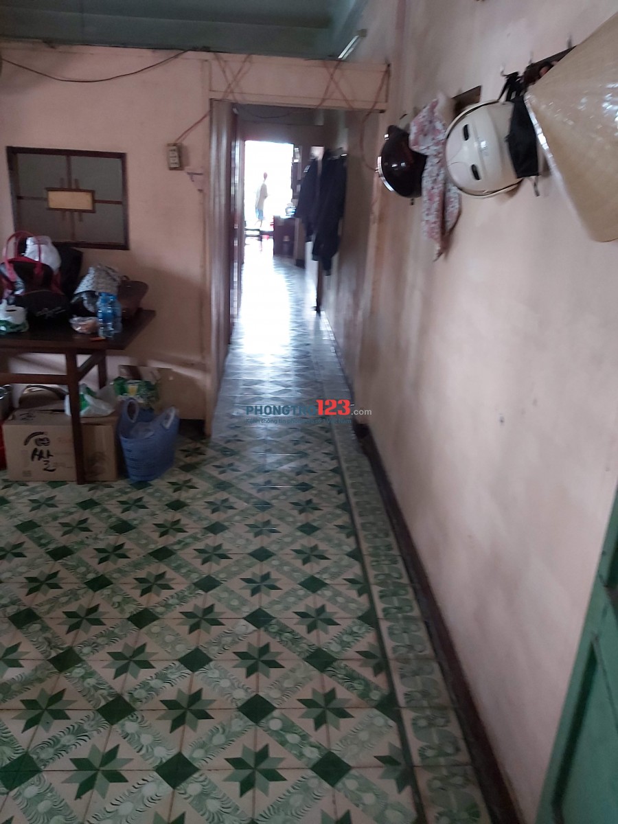 Cho thuê phòng, sinh hoạt chung chủ tại chung cư 13 Nguyễn Khoái