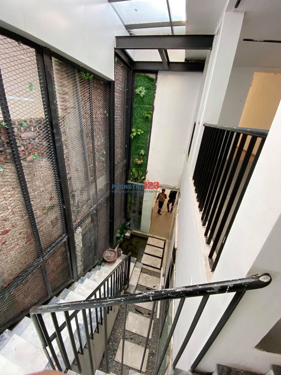 Cho thuê nhà siêu to khủng lồ 2 tầng Nguyễn Thái Học 110m2x2 tầng, MT~5m, 45tr/ tháng, riêng biệt