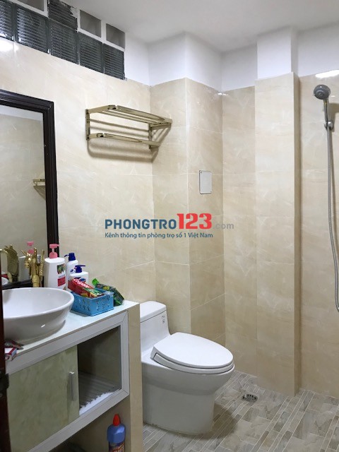 Phòng thuê căn hộ cao cấp giảm giá, mặt tiền đường Núi Thành, gần Etown Cộng Hòa, gần bệnh viện Mỹ Đức