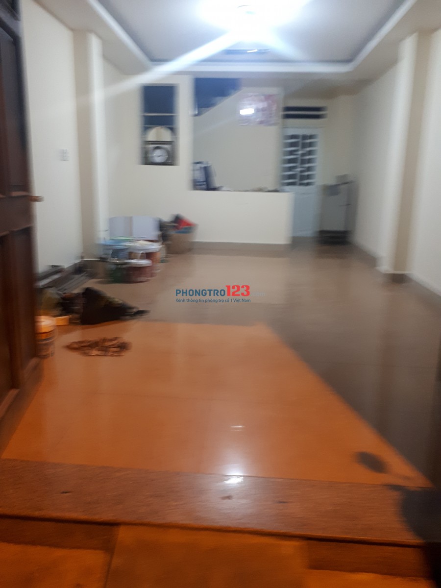 Cho thuê nhà nguyên căn, hẻm xe hơi gần chợ Phạm Văn Hai