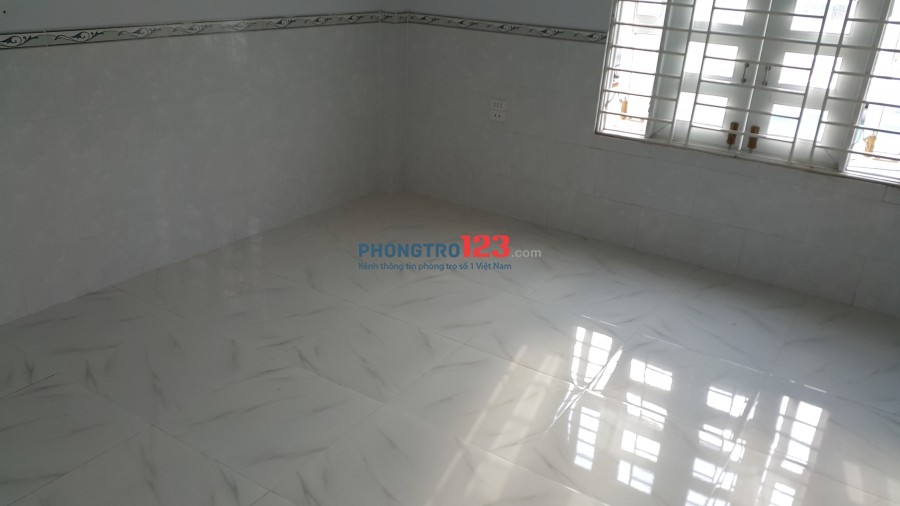 Nhà mới cho thuê phòng, gần sân banh cây sộp, Nguyễn Văn Quá - CViên PMQTrung - Tr.Chinh