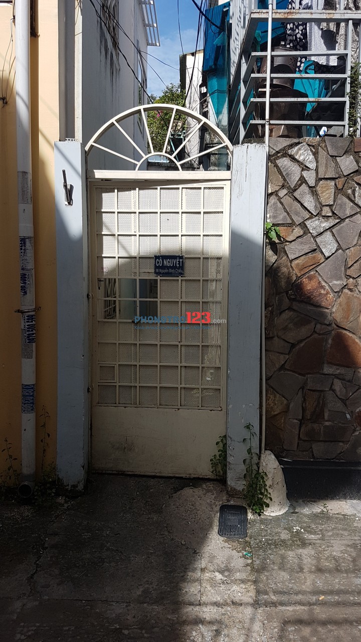 Cho thuê nhà nguyên căn hẻm 100 Nguyễn Đình Chiểu,Q1, DTSD 40m2, 1PN, 2WC