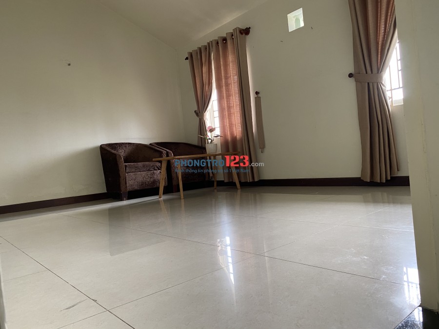 Cho thuê phòng trọ trong nhà nguyên căn chính chủ
