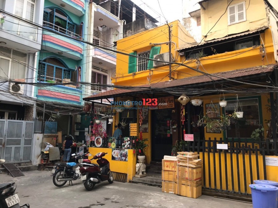 Cho thuê phòng Đầy đủ nội thất tại Nguyễn Trãi P Bến Thành Q1 giá 4,5tr/th