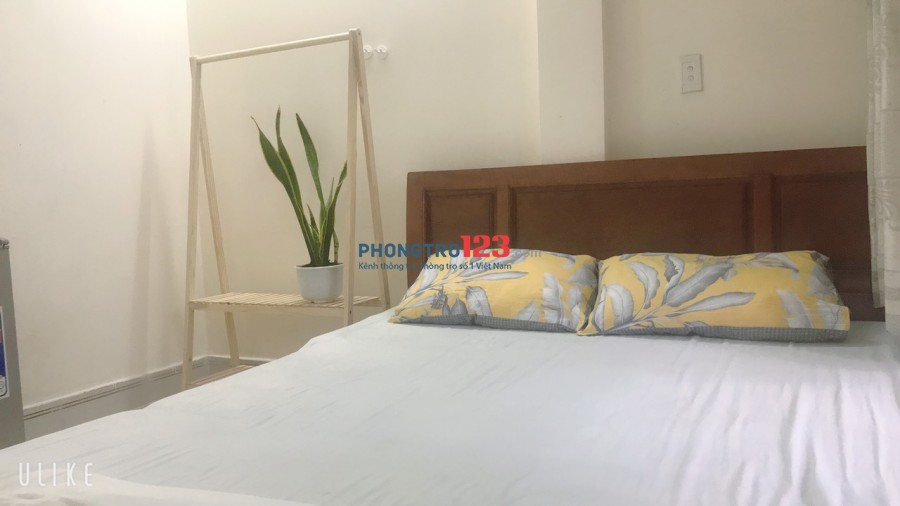 Phòng đủ đồ hẻm xe tải, 20m2 Trần Hưng Đạo, Quận 1