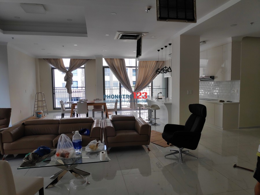 Vinhome The Central 1 Penthouse 4 Rooms no option ( Vinhome The Central 1 Penthouse 4 Phòng không NT )
