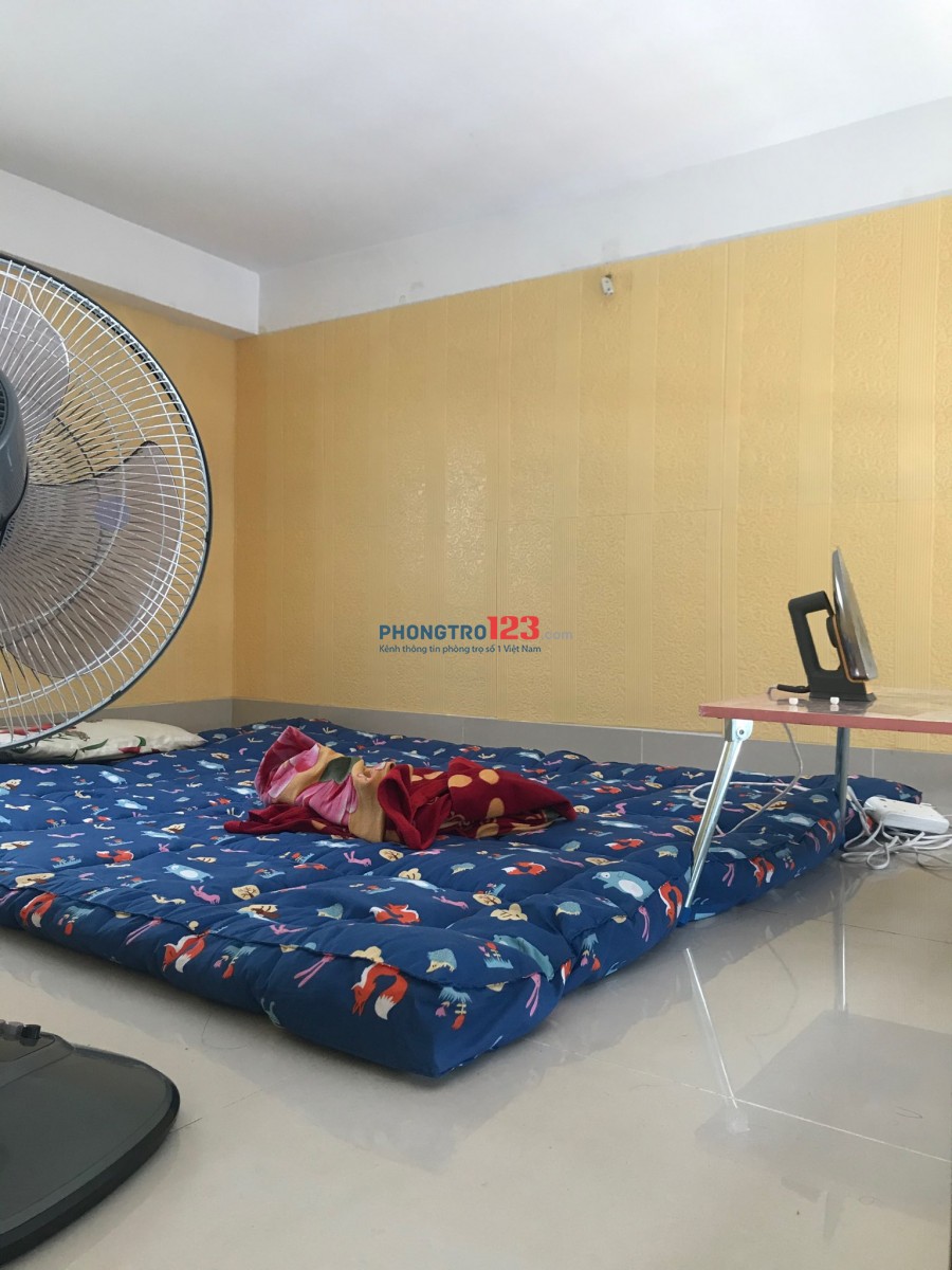 Tìm NỮ ở ghép phòng trọ ở gần chợ Rạch Ông, quận 8, giá 2trieu/nguoi