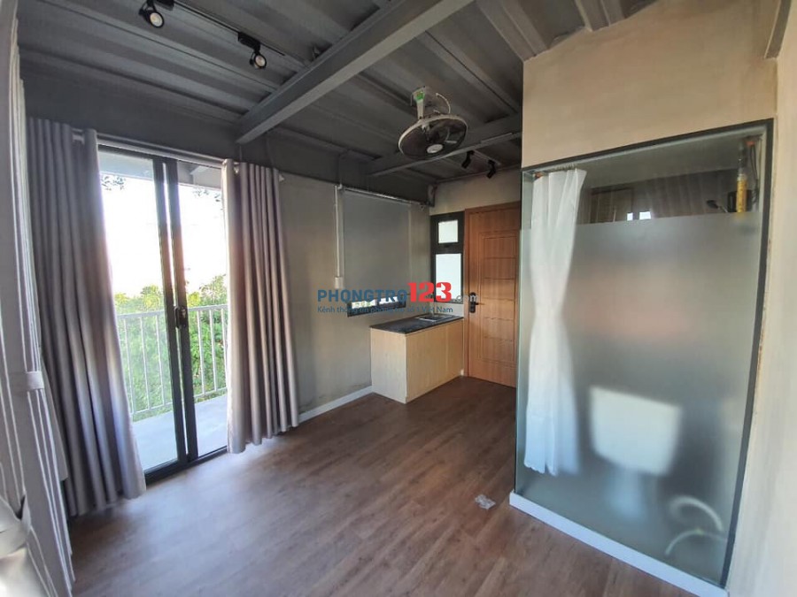 STUDIO CÓ BAN CÔNG đối diện vincomQ9 - ưu đãi tháng tết