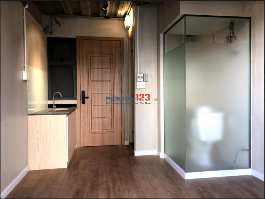 STUDIO CÓ BAN CÔNG đối diện vincomQ9 - ưu đãi tháng tết