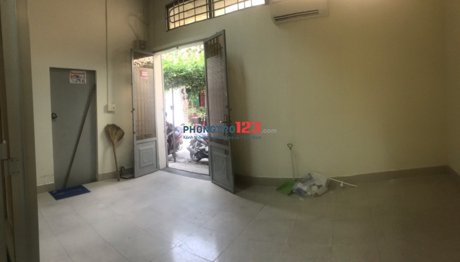 Cho thuê nhà nguyên căn 1 trệt 1 lầu tại 15/28 Nguyễn Thị Minh Khai P Bến Nghé Q1
