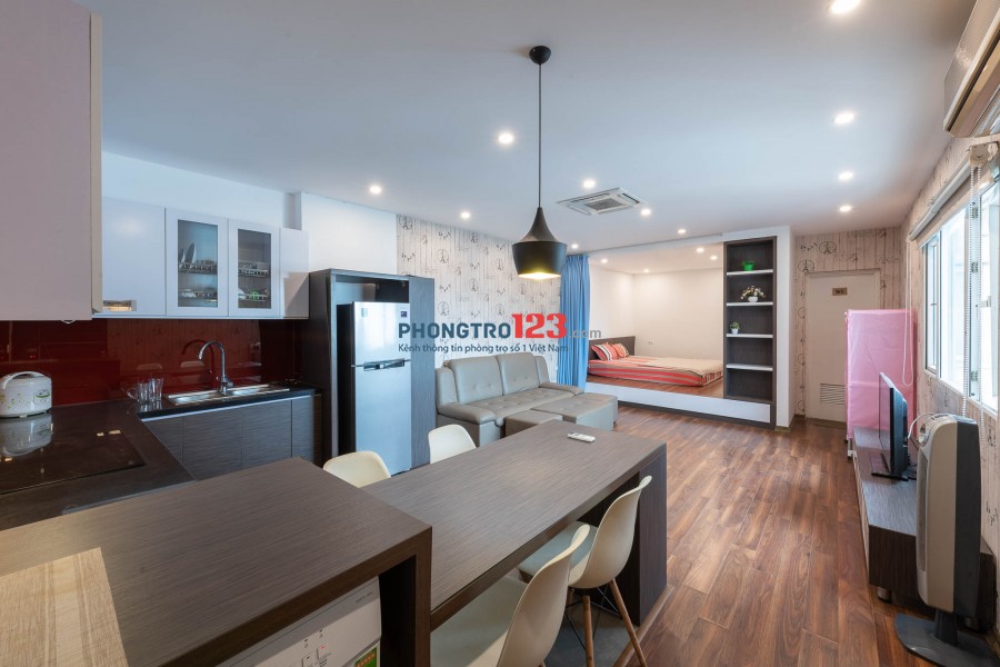 Phòng 50m2 phố Đỗ Hành Full nội thất, View đẹp, có Thang máy