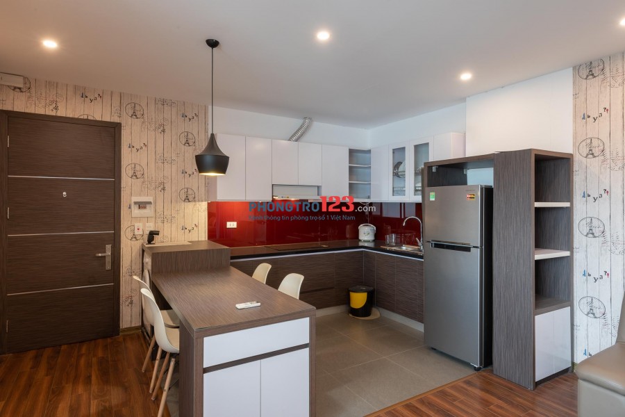 Phòng 50m2 phố Đỗ Hành Full nội thất, View đẹp, có Thang máy