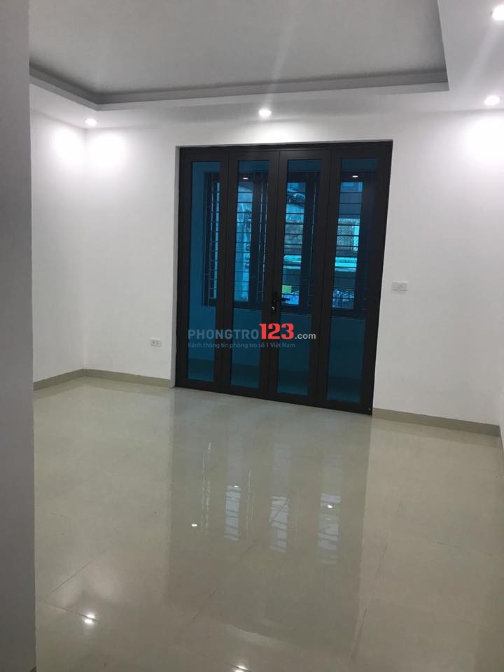 Cho thuê nhà ở Lê Trọng Tấn, Hà Đông, Hà Nội; tầng 1 cũng có cho thuê văn phòng