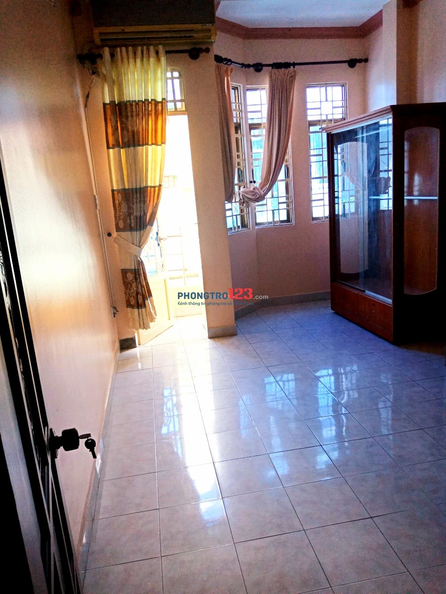 PHÒNG ĐẸP+GIỜ TỰ DO GẦN ĐH VĂN LANG GIÁ 3TR LH 0908091064