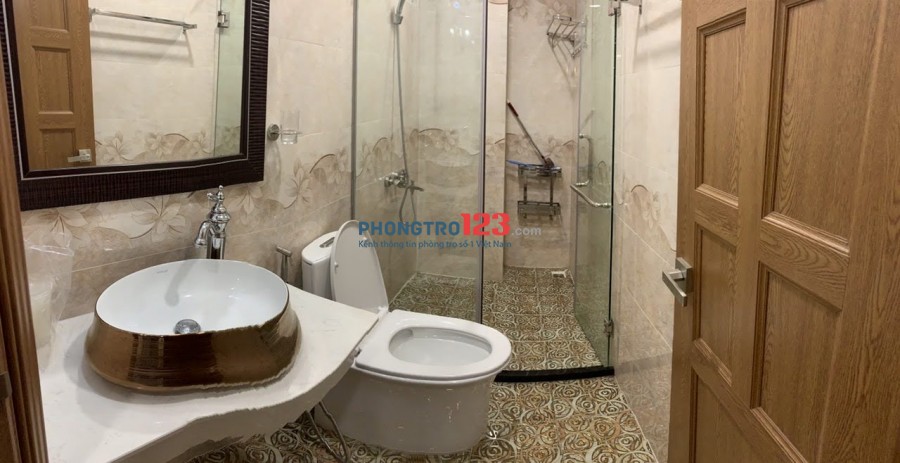 Căn hộ dịch vụ ngã tư phú nhuận sát phan xích long