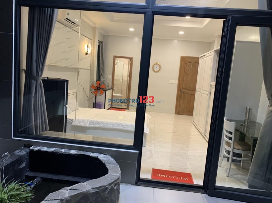 Căn hộ dịch vụ ngã tư phú nhuận sát phan xích long