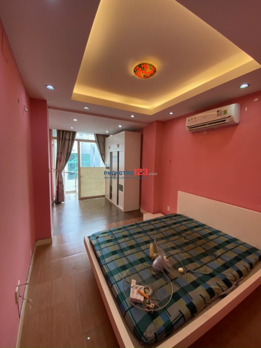 PINK ROOM Q1 - Sạch Đẹp - Thoáng Mát