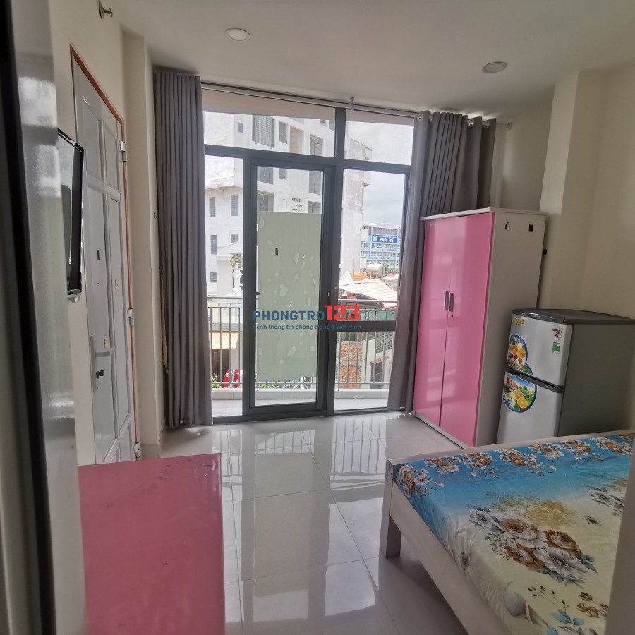 Căn Hộ Cao Cấp, Trung Tâm Quận Phú Nhuận, Diện Tích 28m2, LH: 0989568990