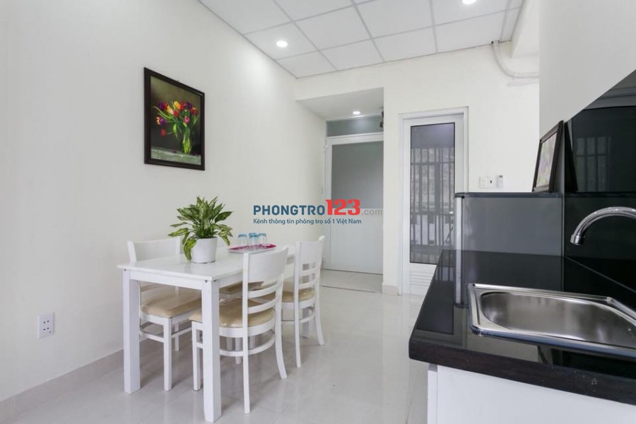 Căn Hộ Cao Cấp, Trung Tâm Quận Phú Nhuận, Diện Tích 28m2, LH: 0989568990