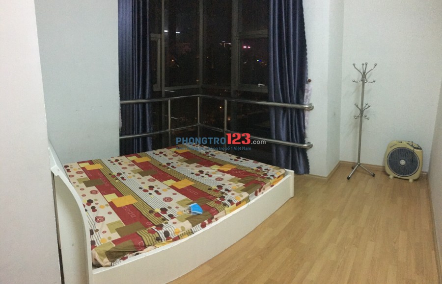 Cho thuê căn hộ chung cư Khánh Hội 3 tiện nghi, view sông, đường Bến Vân Đồn, Quận 4