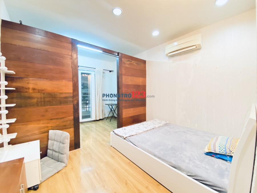 Cho thuê phòng ngay trung tâm Quận 1, mặt tiền Huỳnh Khương Ninh-Ngay công viên Lê Văn Tám, 25m2