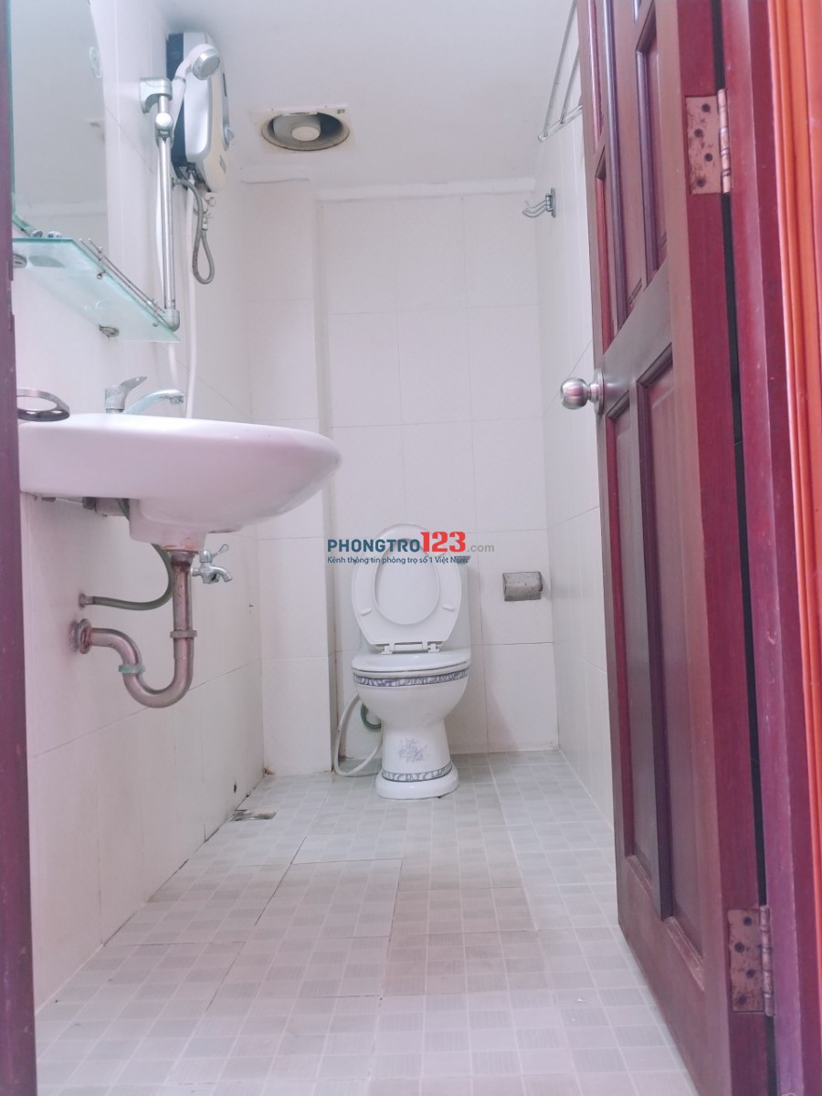 Phòng sạch đẹp thoáng mát ngay Huỳnh Văn Bánh-Lê Quý Đôn