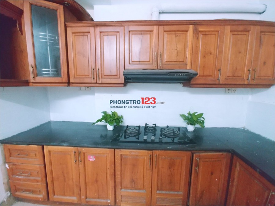 Phòng sạch đẹp thoáng mát ngay Huỳnh Văn Bánh-Lê Quý Đôn