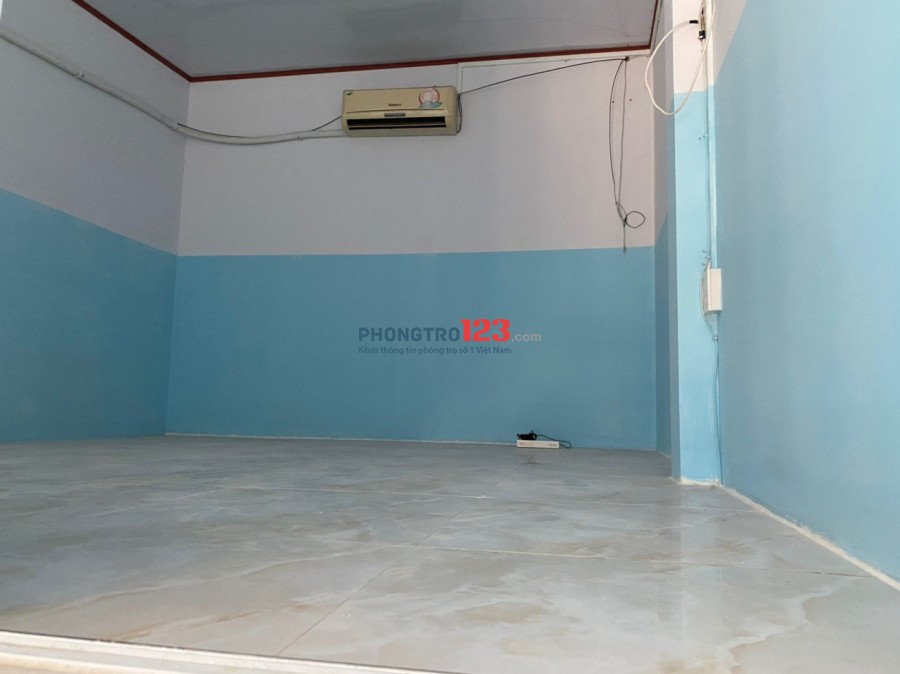 Cho thuê nhà nguyên căn Hẻm 547/8 Hoàng Sa Q3, cạnh CĐ Thực Hành FPT