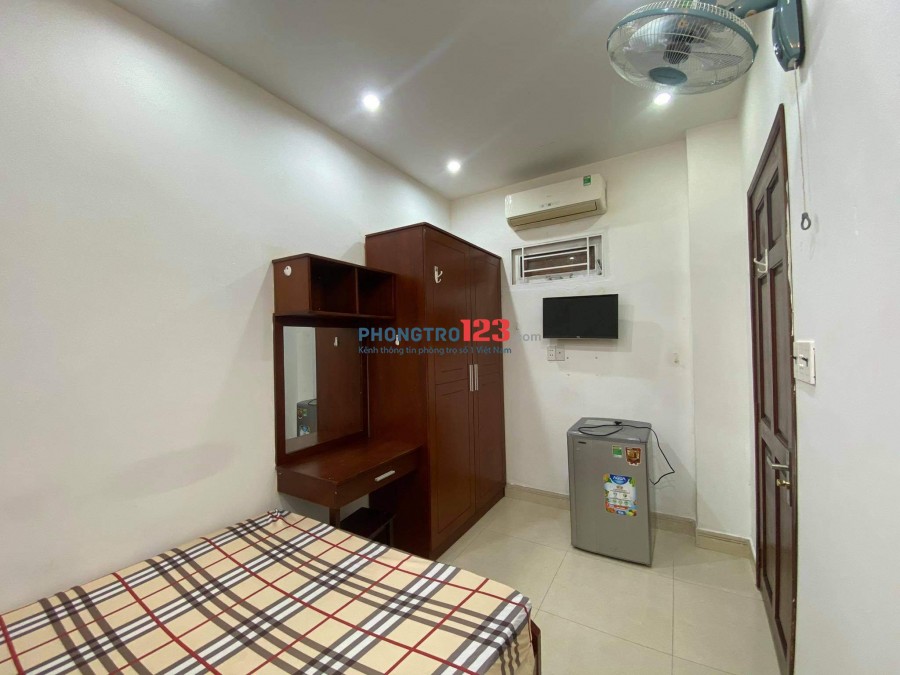 Phòng trọ giá rẻ Quận 3 ngay cầu Lê Văn Sỹ