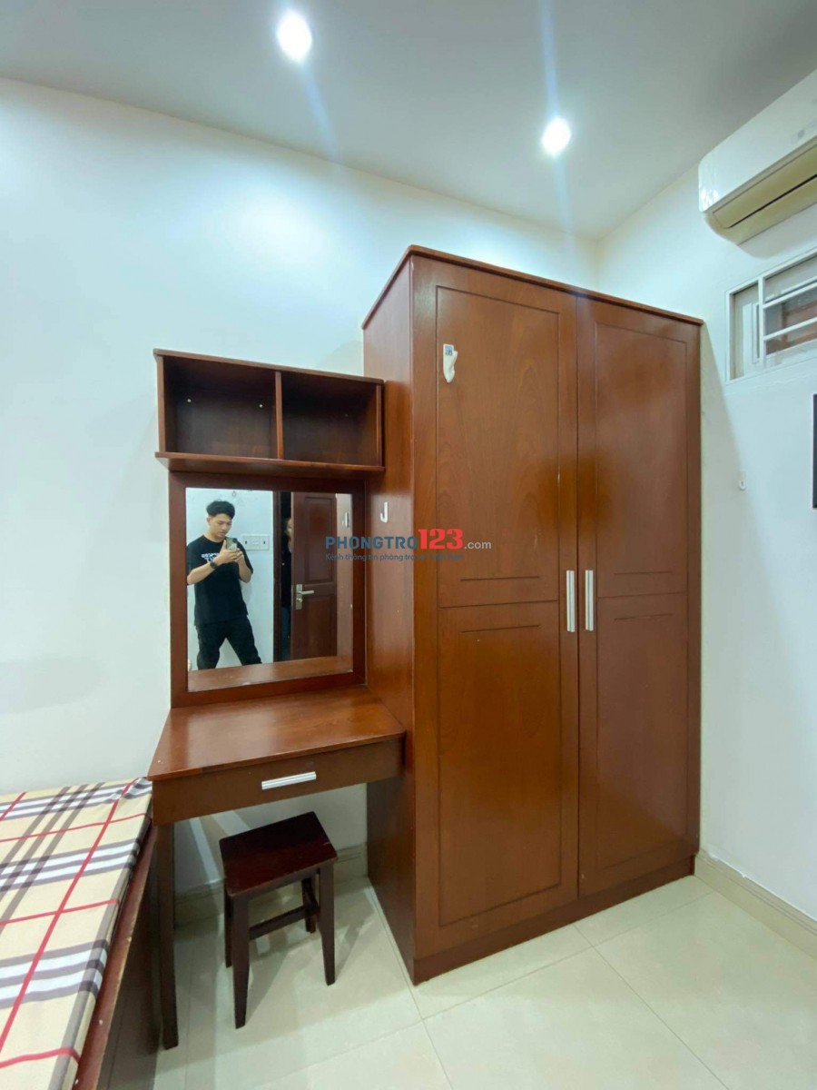 Phòng trọ giá rẻ Quận 3 ngay cầu Lê Văn Sỹ