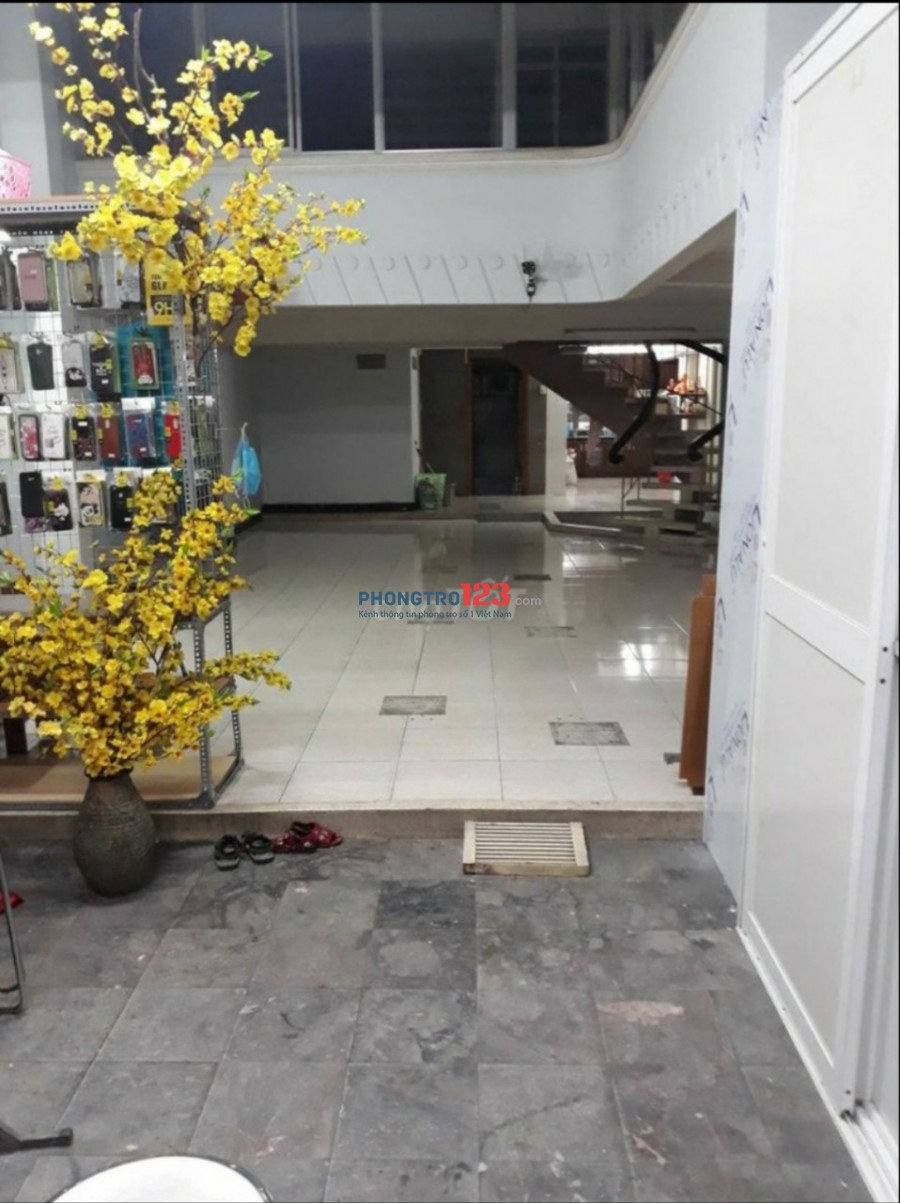 Phòng Trọ đ/c 39 Nguyễn Tất Thành Q.4 Homestay trọn gói