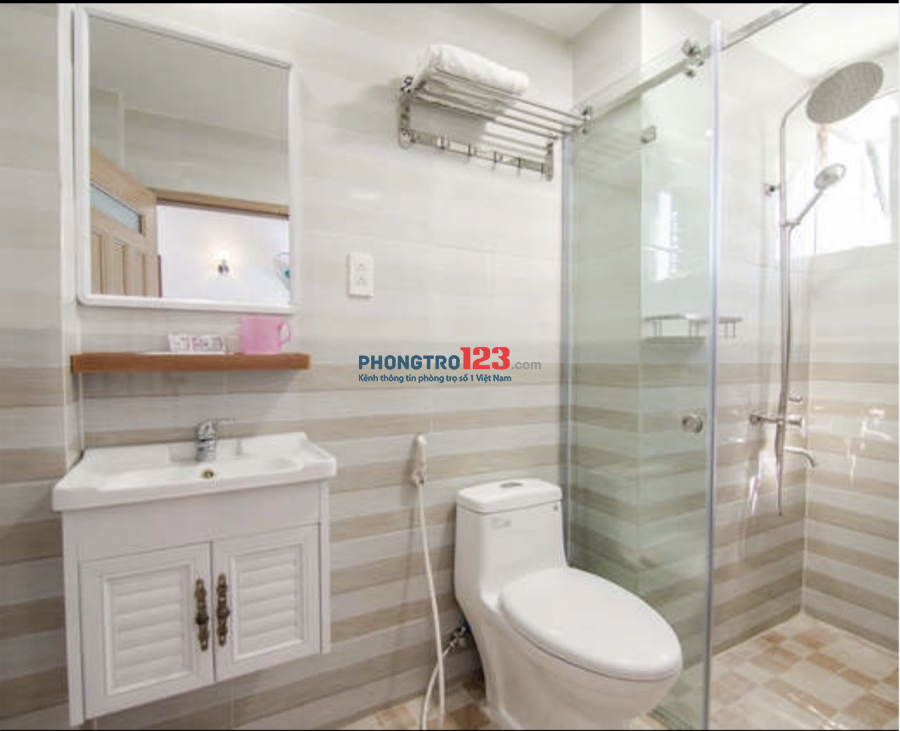 KHÔNG CỌC /Tìm một bạn nữ ở ghép phòng Ở QUẬN 3. Hai người chia ra là 2tr chưa dien