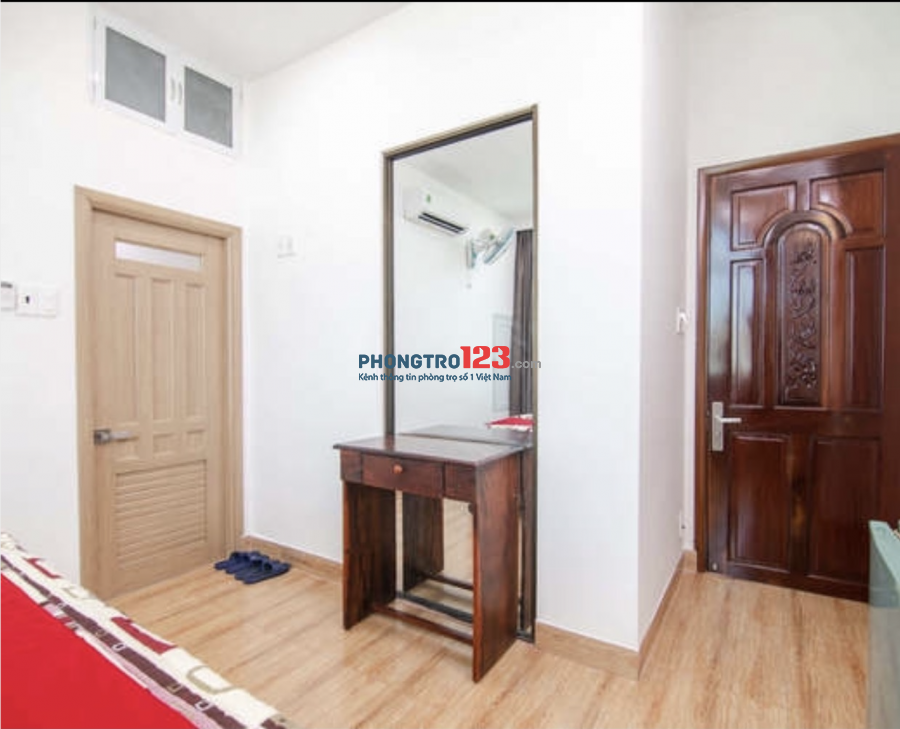 KHÔNG CỌC /Tìm một bạn nữ ở ghép phòng Ở QUẬN 3. Hai người chia ra là 2tr chưa dien