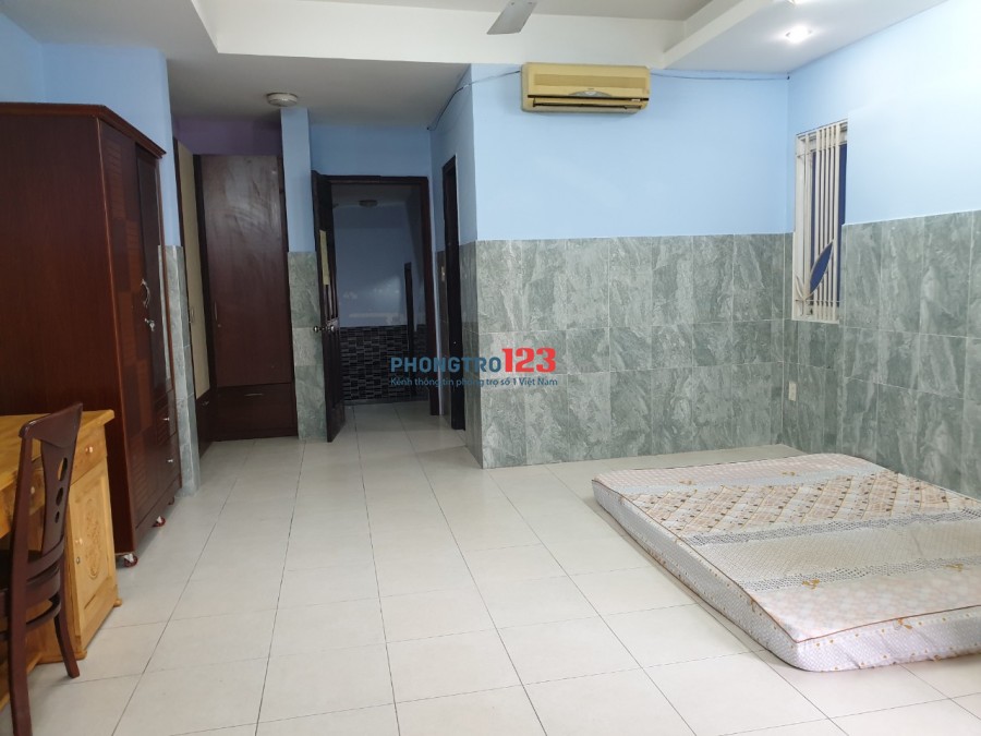 Phòng VIP đủ tiện nghi biệt thự Bình Lợi