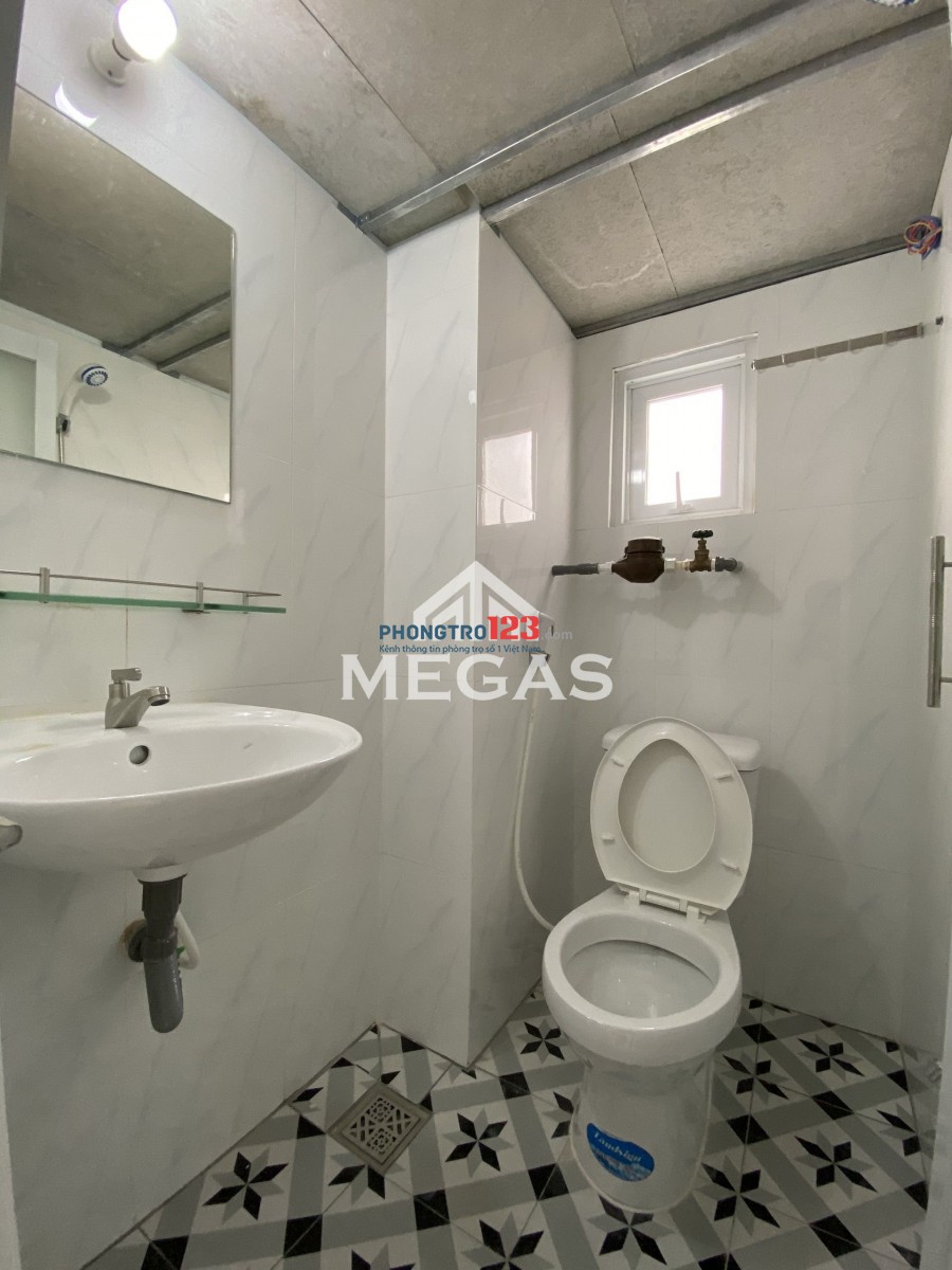 PHÒNG TRỌ GIÁ RẺ MỚI XÂY GIÁ 3TR2 LŨY BÁN BÍCH , LỤM LẸ KẺO HẾT TÔI CHÍNH LÀ CHỦ