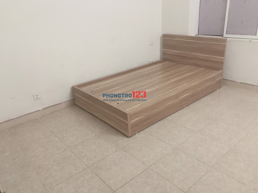 Cho thuê phòng tầng 2 khu Hoàng Quốc Việt, Cầu Giấy vào ở ngay