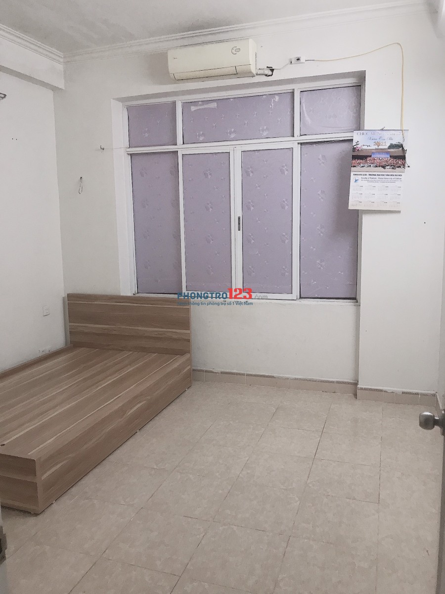 Cho thuê phòng tầng 2 khu Hoàng Quốc Việt, Cầu Giấy vào ở ngay