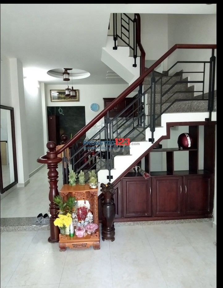 Cho thuê nhà NC có nội thất 4x10 1 trệt 1 lầu tại Lê Thúc Hoạch P Phú Thọ Hòa Q Tân Phú