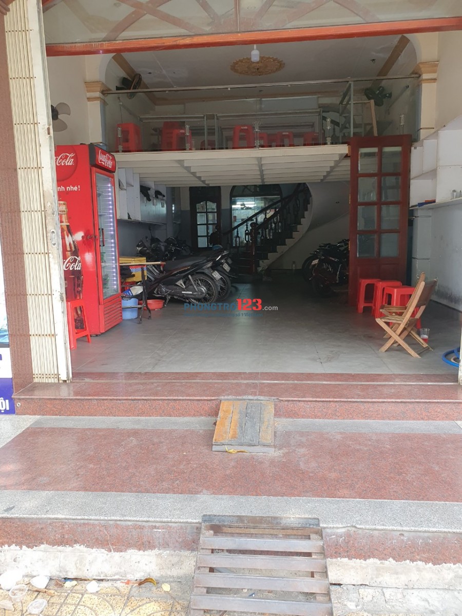 Cho thuê mặt bằng kinh doanh vừa làm căn tin trong trung tâm, vừa nằm ngay mặt tiền đường Độc Lập, Quận Tân Phú