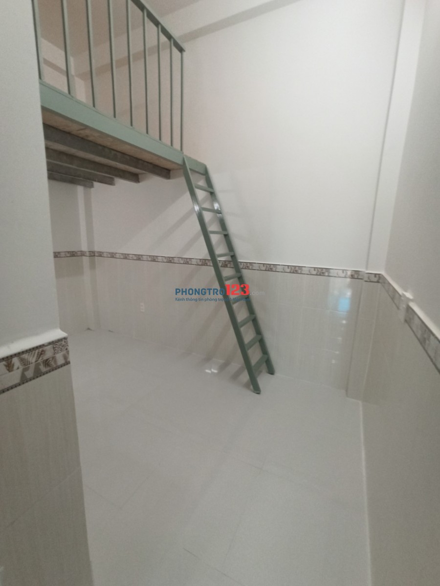 Phòng trọ mới xây ,DTSD 25m2, Linh Đông, T.Đức